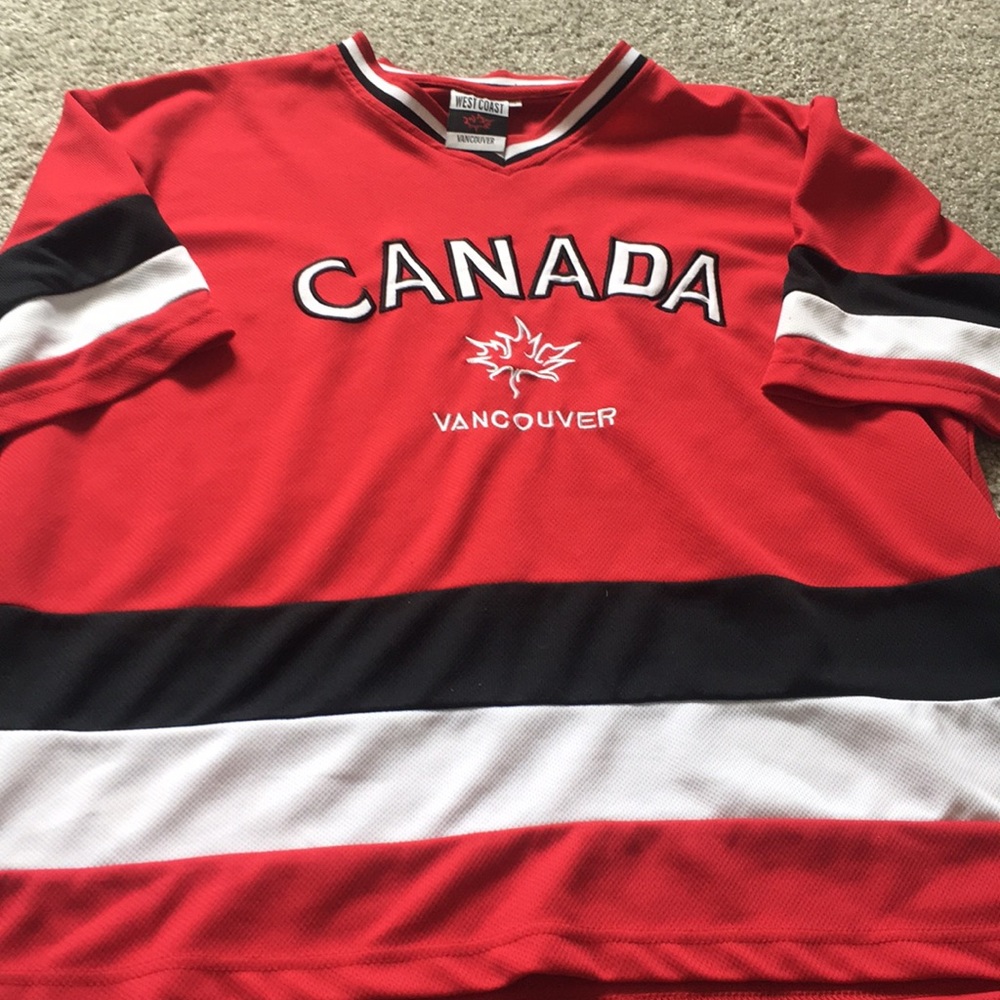 Red team 🇨🇦 Canada  jersey